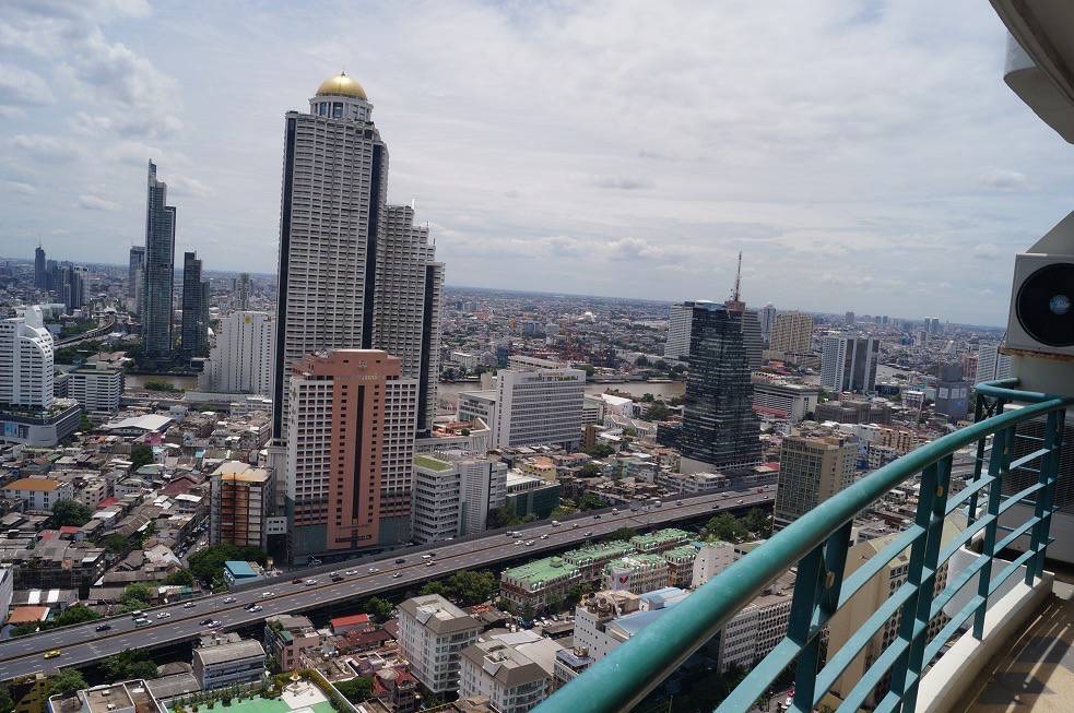 สาทร เฮ้าส์ [SATHORN HOUSE]