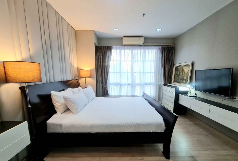 ซิตี้ สมาร์ท สุขุมวิท 18 [CitiSmart Sukhumvit 18]
