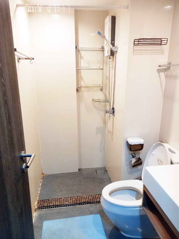โมดิซ ลาดพร้าว 18 [Condo modiz 18]