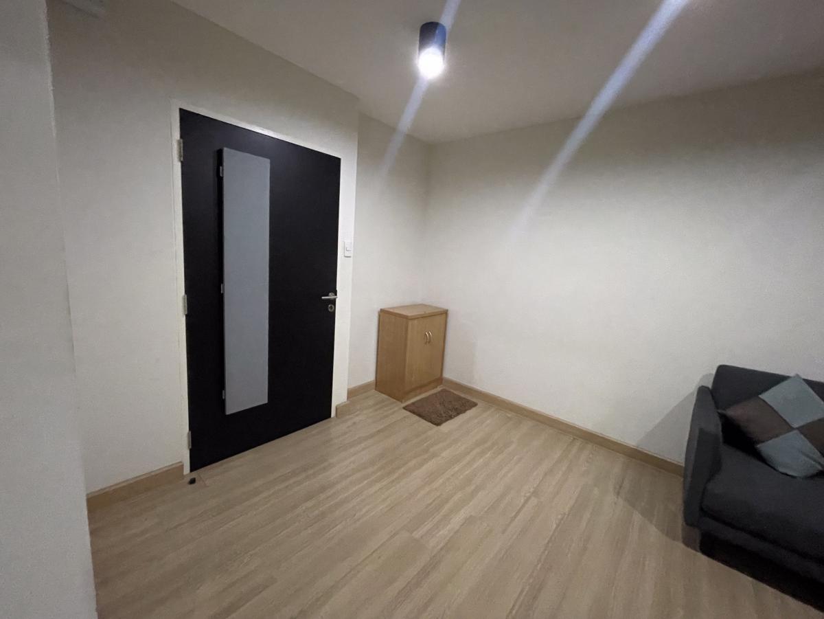 จี เฮ้าส์ สุขุมวิท 109 [Condo G House Sukhumvit 109]