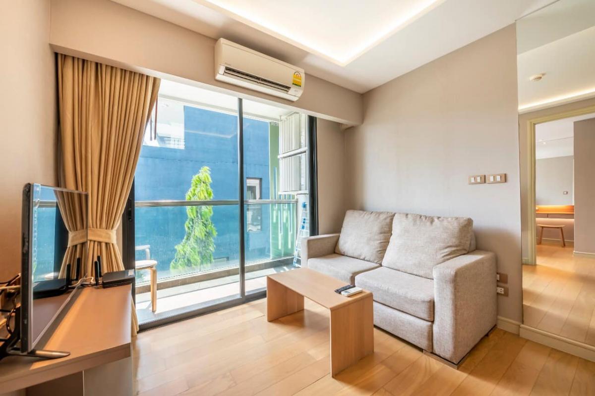 ไทดี้ ดีลักซ์ สุขุมวิท 34 [Tidy Deluxe Sukhumvit 34]