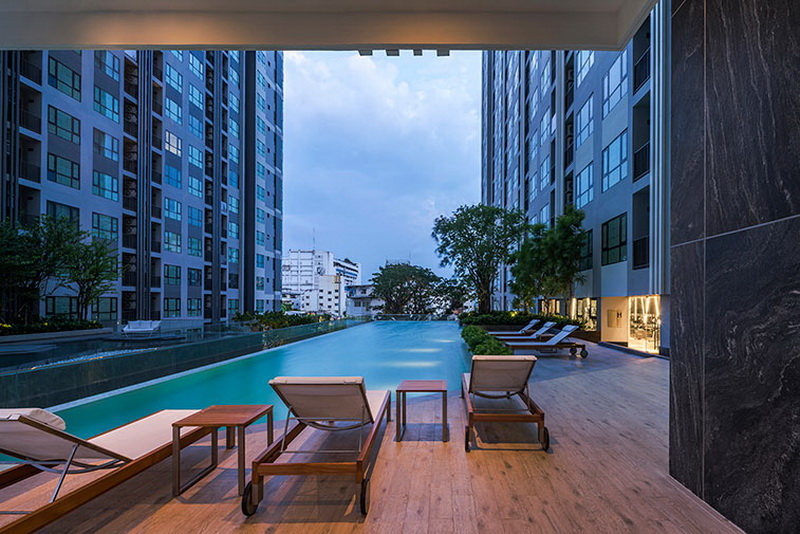 เดอะ เบส พัทยากลาง [The Base Central Pattaya]