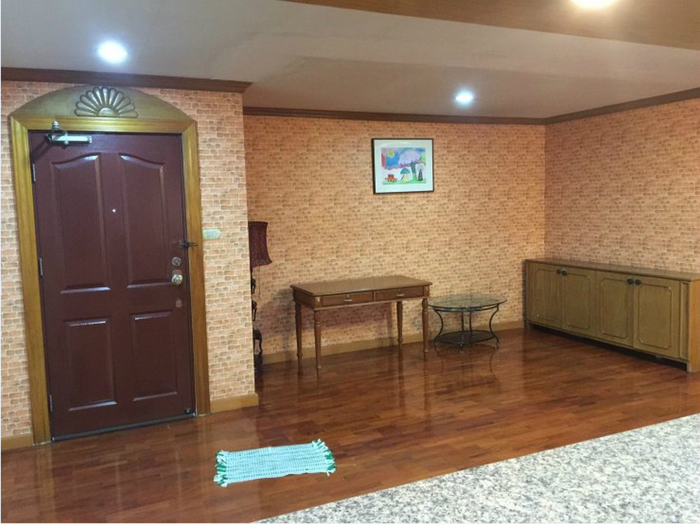 มาสเตอร์ วิว เอ็กเซ็กคิวทีฟ เพลส [Master View Executive Place]