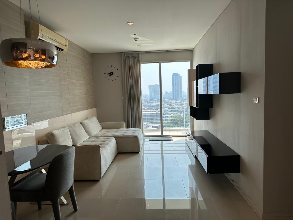 วิลล่า สาทร [Villa Sathorn]