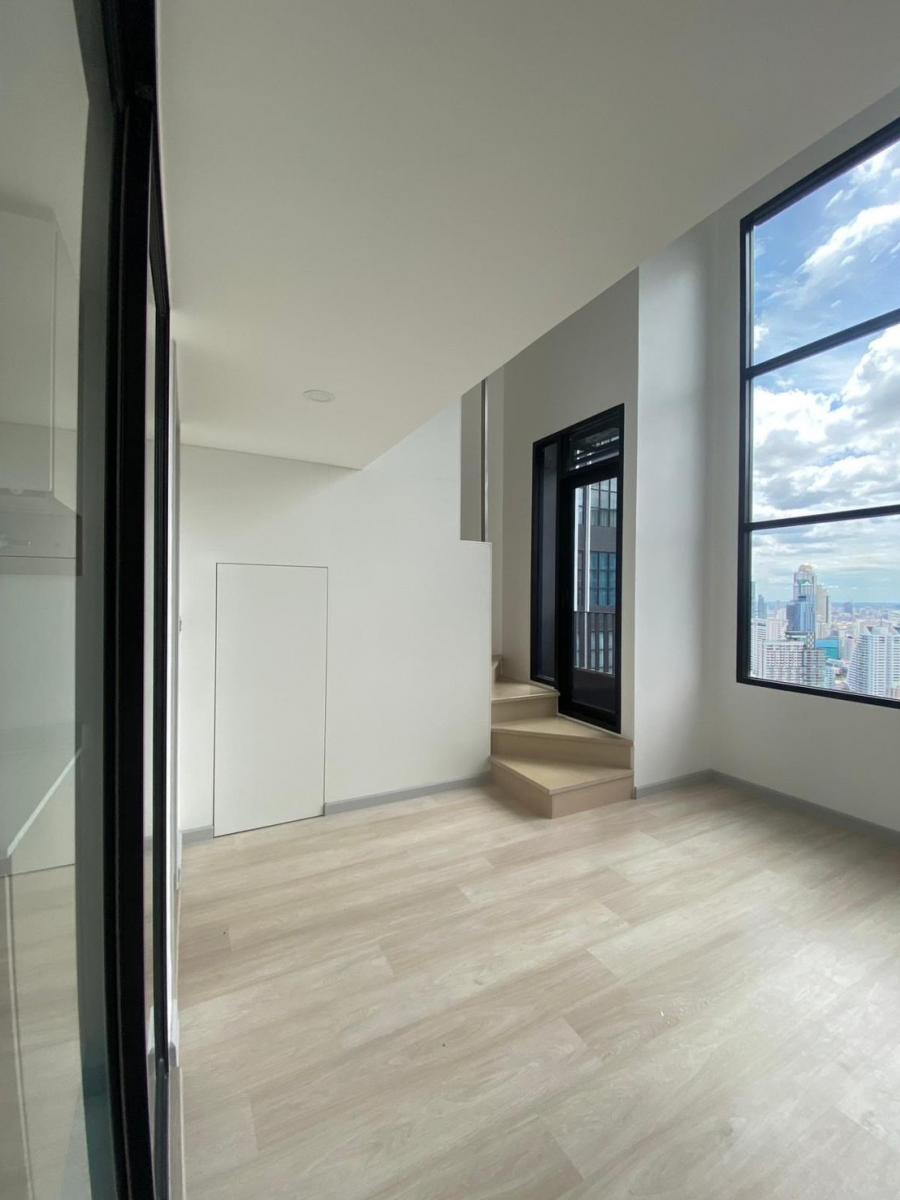 Knightsbridge Prime Sathorn