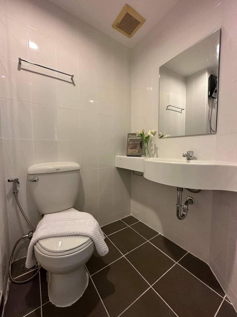 ลุมพินี คอนโดทาวน์ นิด้า-เสรีไทย 2 [Lumpini Condo Town Nida-Seri Thai 2]