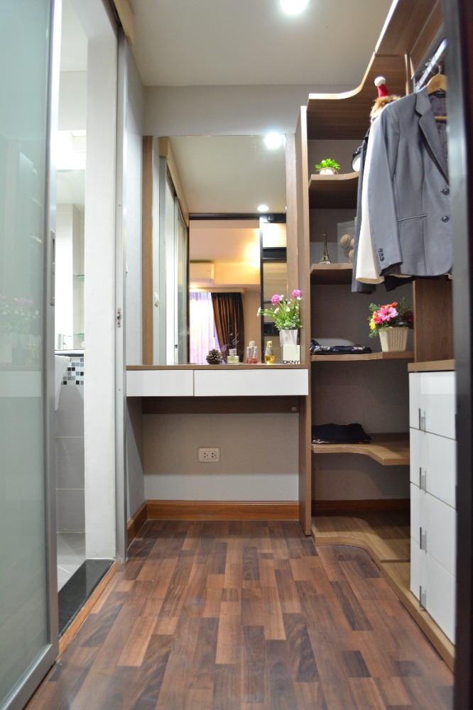เดอะ วอเตอร์ฟอร์ด สุขุมวิท 50 [The Waterford Sukhumvit 50]