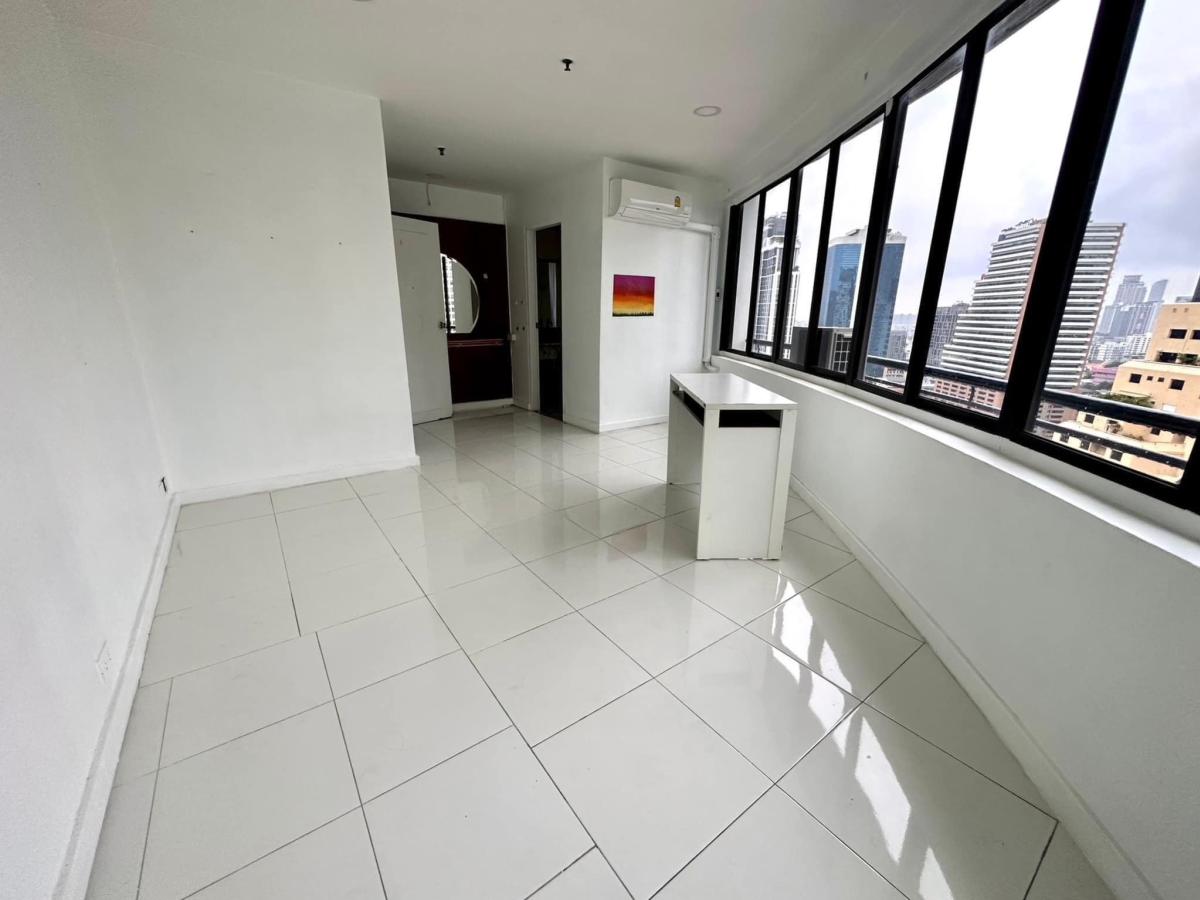 มูน ทาวเวอร์ [Moon Tower]