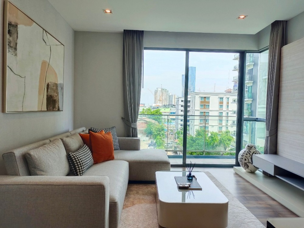 เดอะรูม สุขุมวิท 62 [The Room Sukhumvit 62]