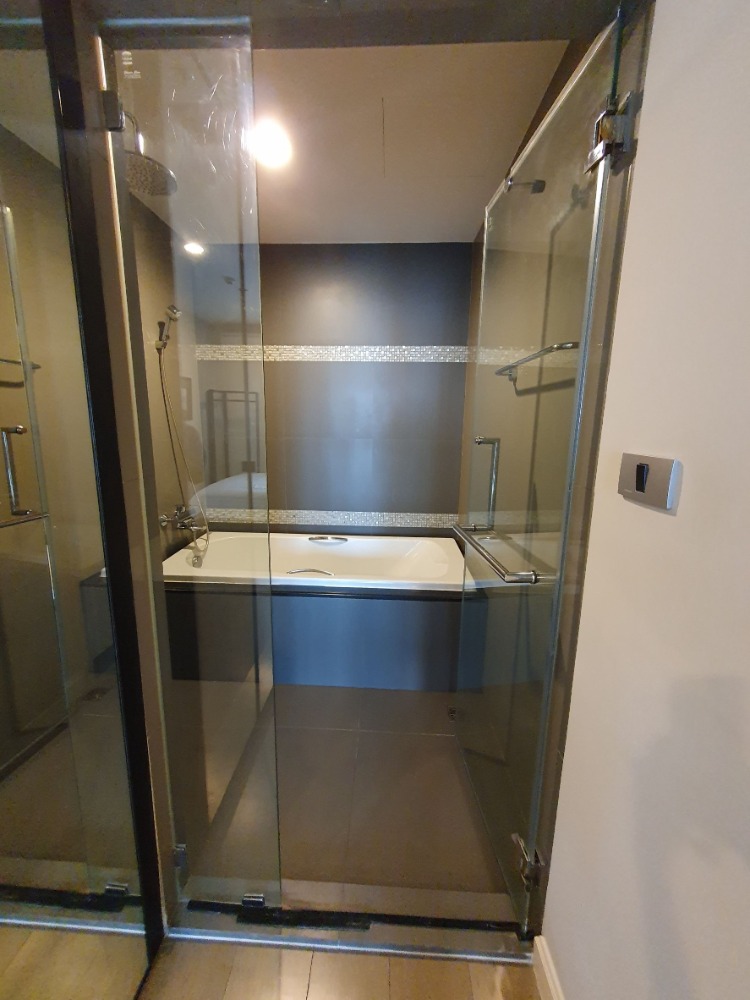 เดอะ เครสท์ สุขุมวิท 34 [The Crest Sukhumvit 34]