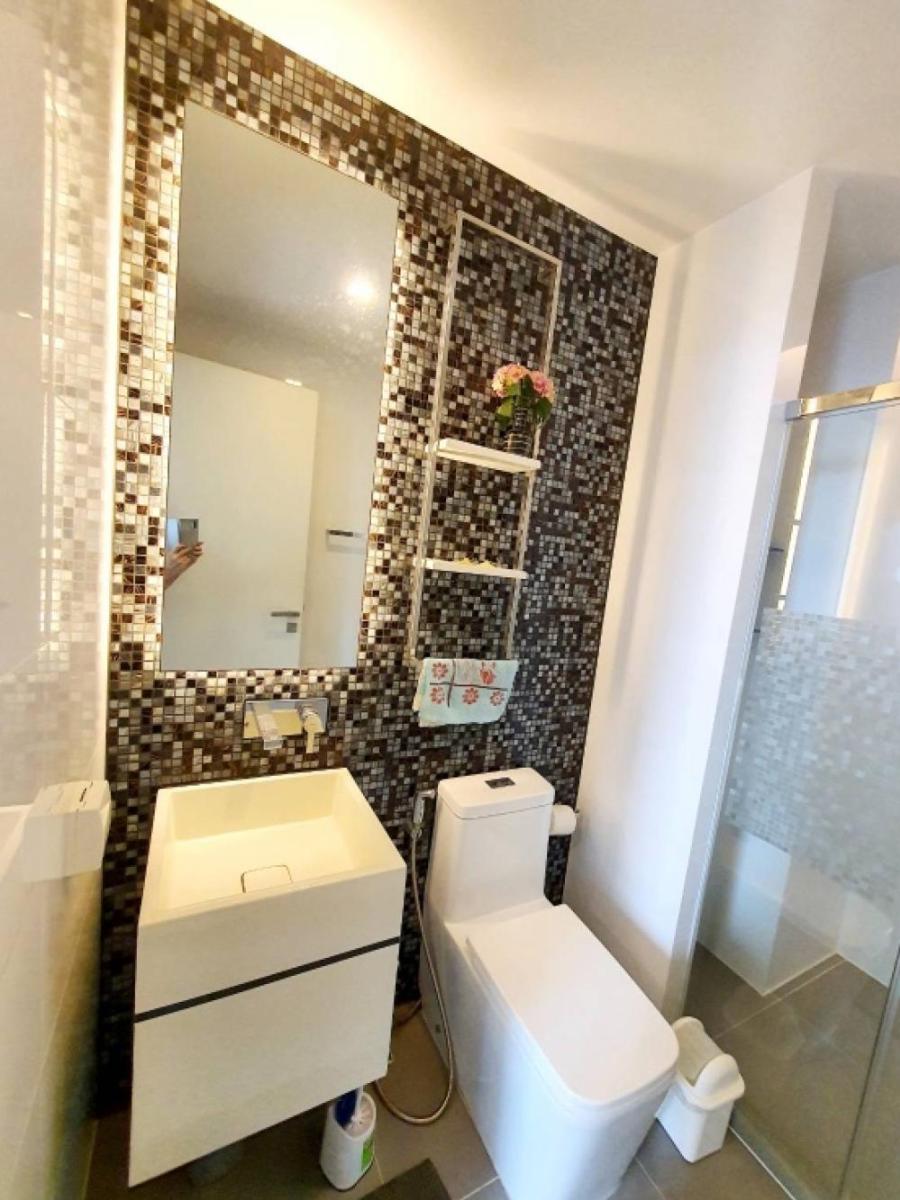 เดอะรูม สุขุมวิท 69 [The Room Sukhumvit 69]
