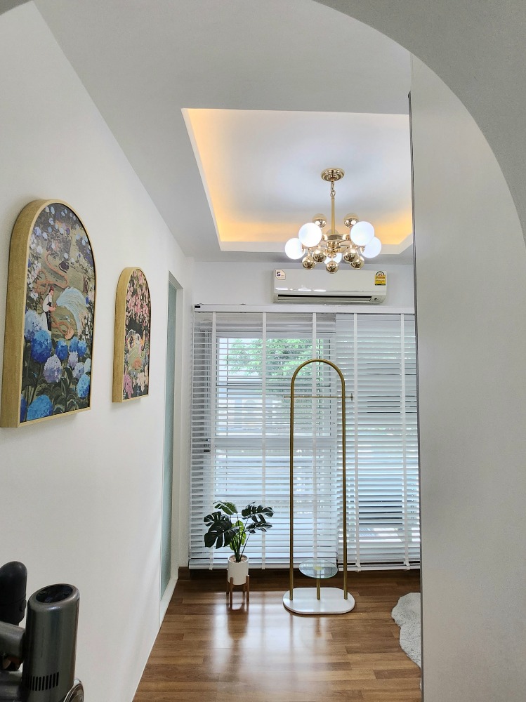 บ้านกลางเมือง เออร์บาเนี่ยน พระราม 9-ลาดพร้าว [Baan Klang Muang Urbanion Rama 9-Ladprao]