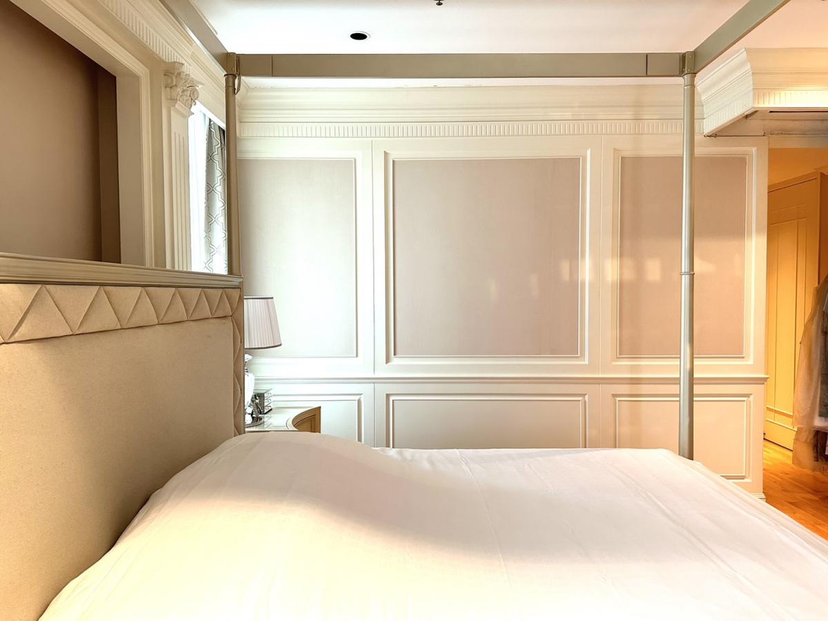 ดิ เอ็มไพร์ เพลส สาทร [The Empire Place Sathorn]