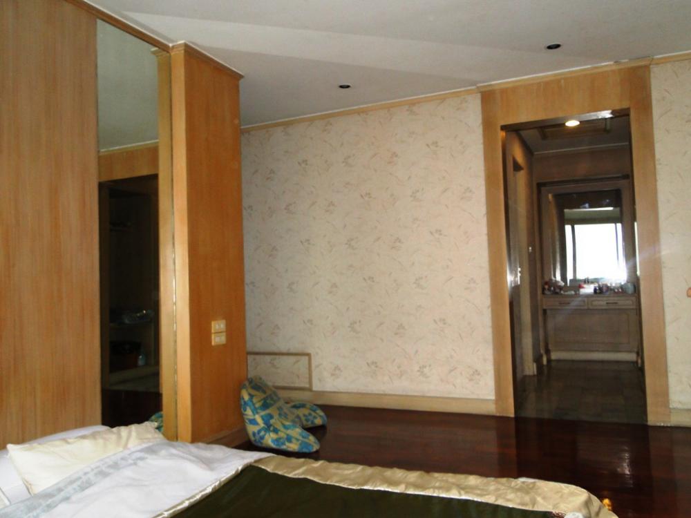 รอยัล ไนน์ เรสซิเดนท์ [Royal Nine Residence]