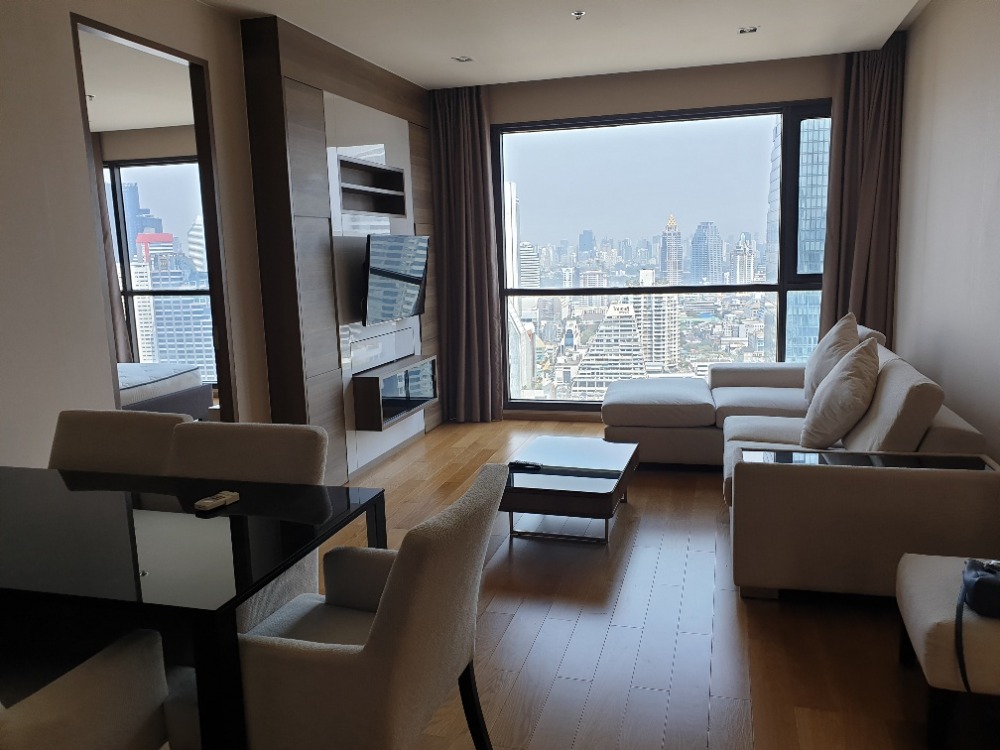 ดิ แอดเดรส สาทร [The Address Sathorn]