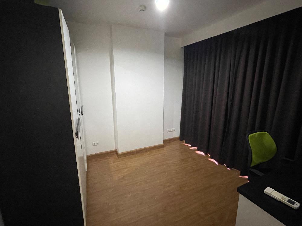 ชาโตว์ อินทาวน์ พหลโยธิน 14-2 [Chateau In Town Phaholyothin 14-2]