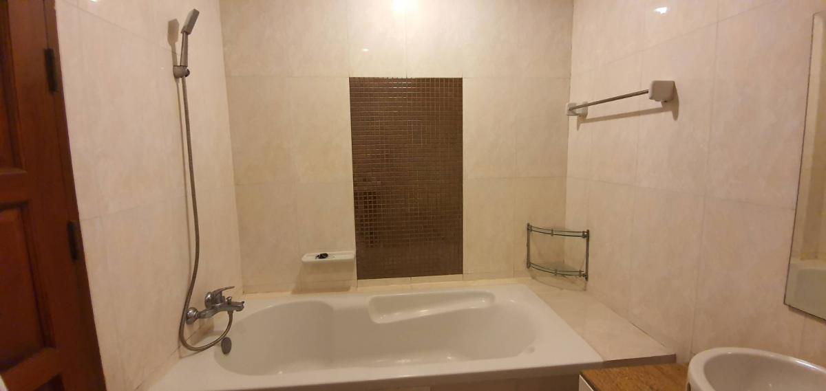 กลางกรุง รีสอร์ท รัชดา 7 [Klangkrung Resort Ratcha 7]