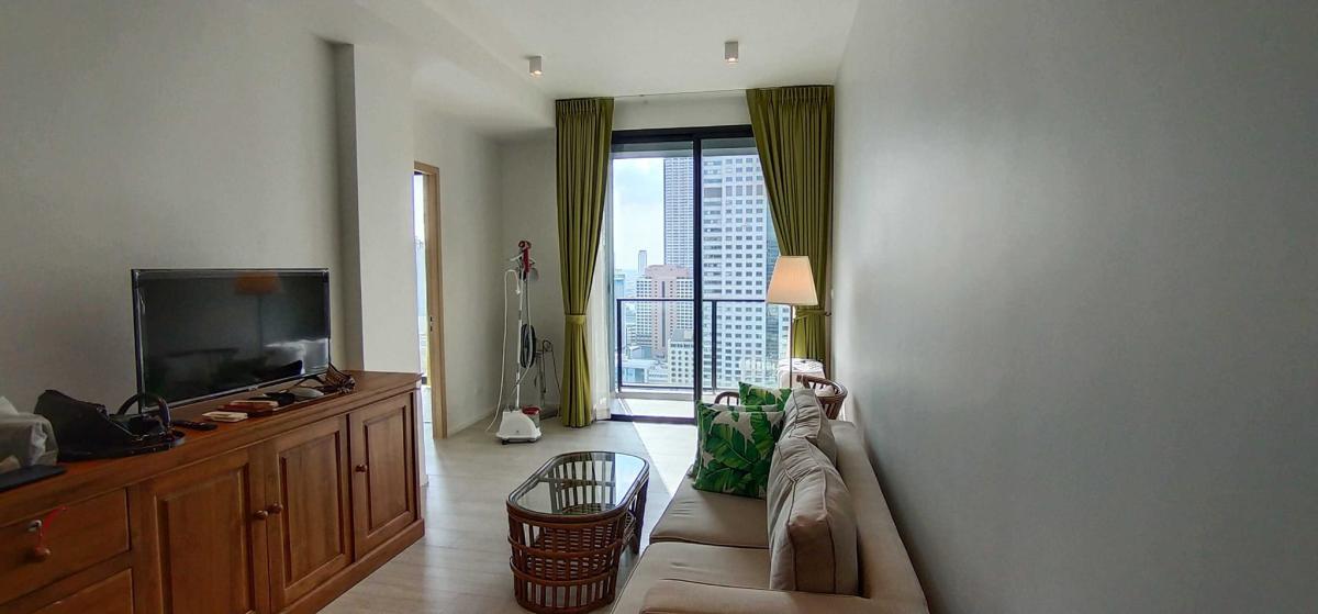 เดอะ ลอฟท์ สีลม [The Lofts Silom]
