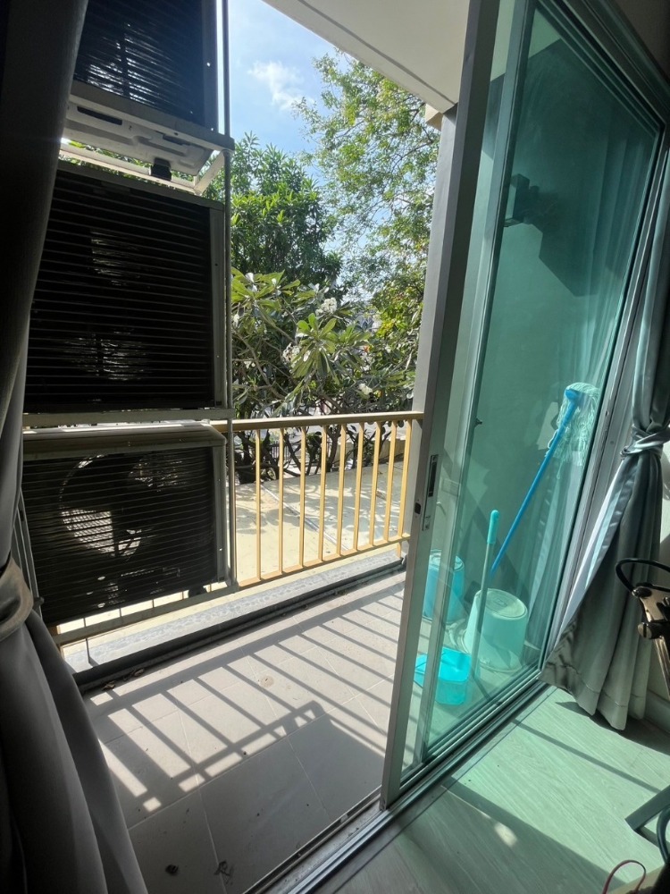 เมโทรลักซ์ พหลโยธิน-สุทธิสาร [MetroLuxe Paholyothin-Sutthisan]