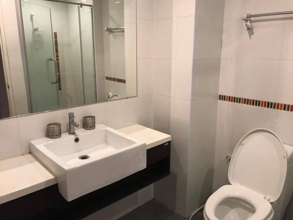 ออกัสท์ คอนโด เจริญกรุง 80 [August Condo Charoenkrung 80]