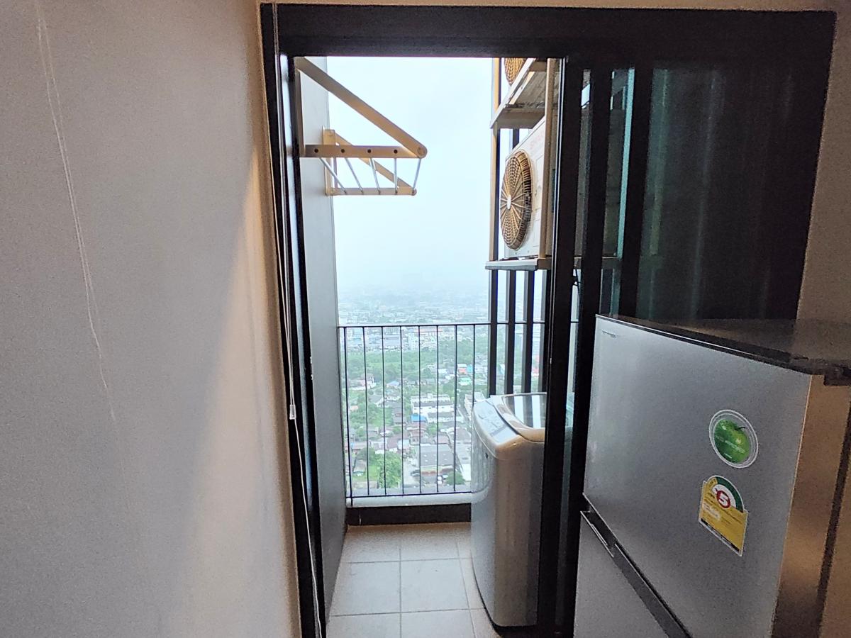 อัลติจูด ยูนิคอร์น สาทร-ท่าพระ [ALTITUDE UNICORN SATHORN-THA PHRA]