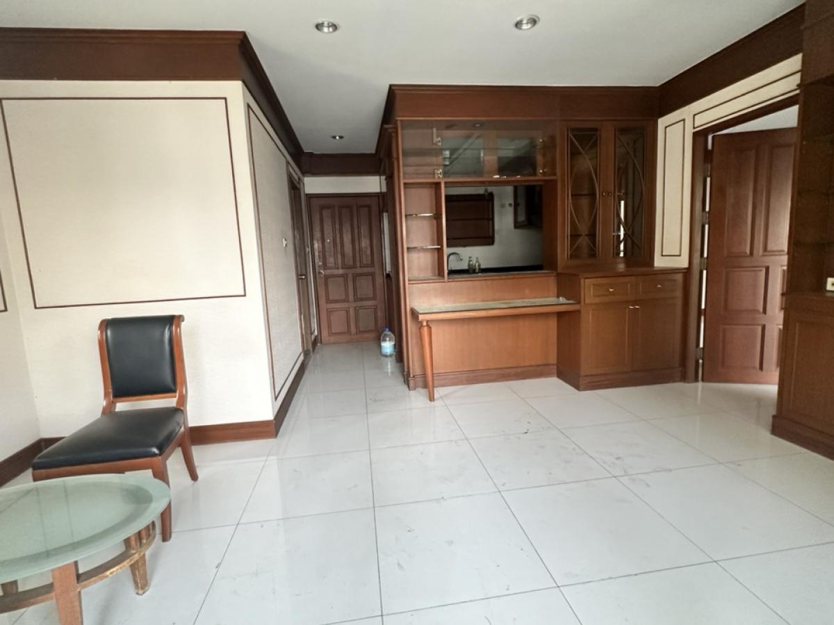 สราญใจ แมนชั่น [Saranjai Mansion]