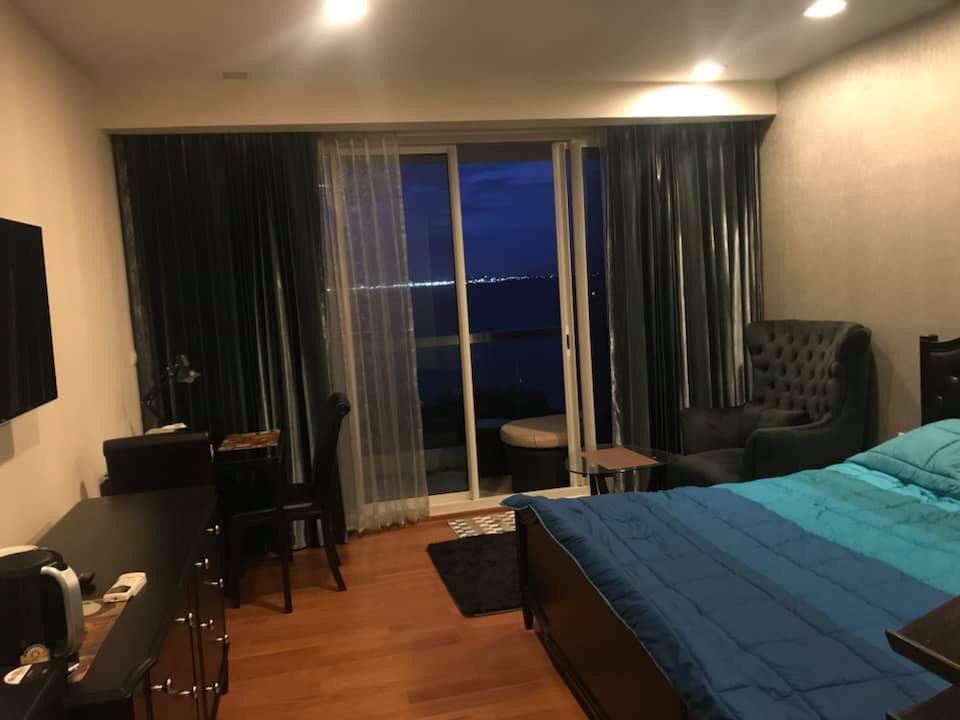 เดอะ ปาล์ม วงศ์อมาตย์ บีช พัทยา [The Plam Wongamat Beach Pattaya]