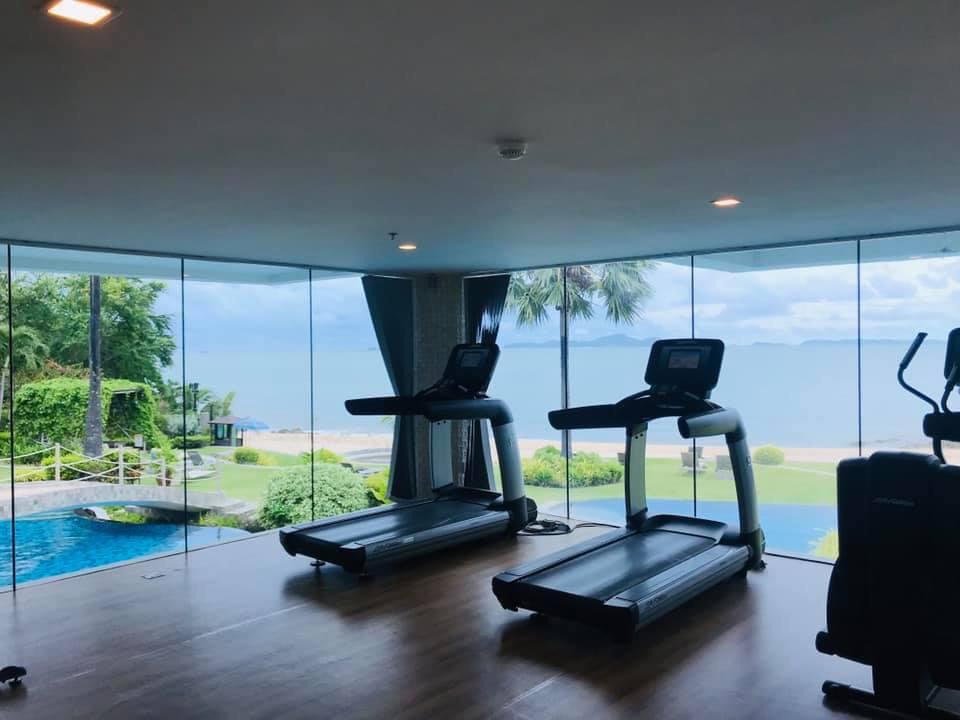 เดอะ ปาล์ม วงศ์อมาตย์ บีช พัทยา [The Plam Wongamat Beach Pattaya]
