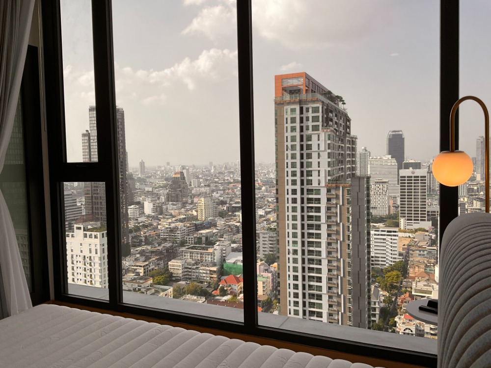 อนิล สาทร 12 [Anil Sathorn 12]