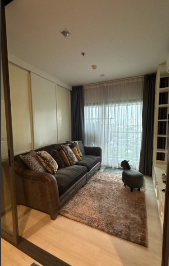 ไลฟ์ สุขุมวิท 48 [Life Sukhumvit 48]