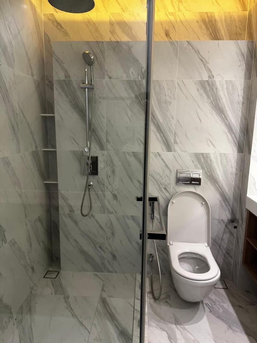 มิวนีค สุขุมวิท 23 [Muniq Sukhumvit 23]