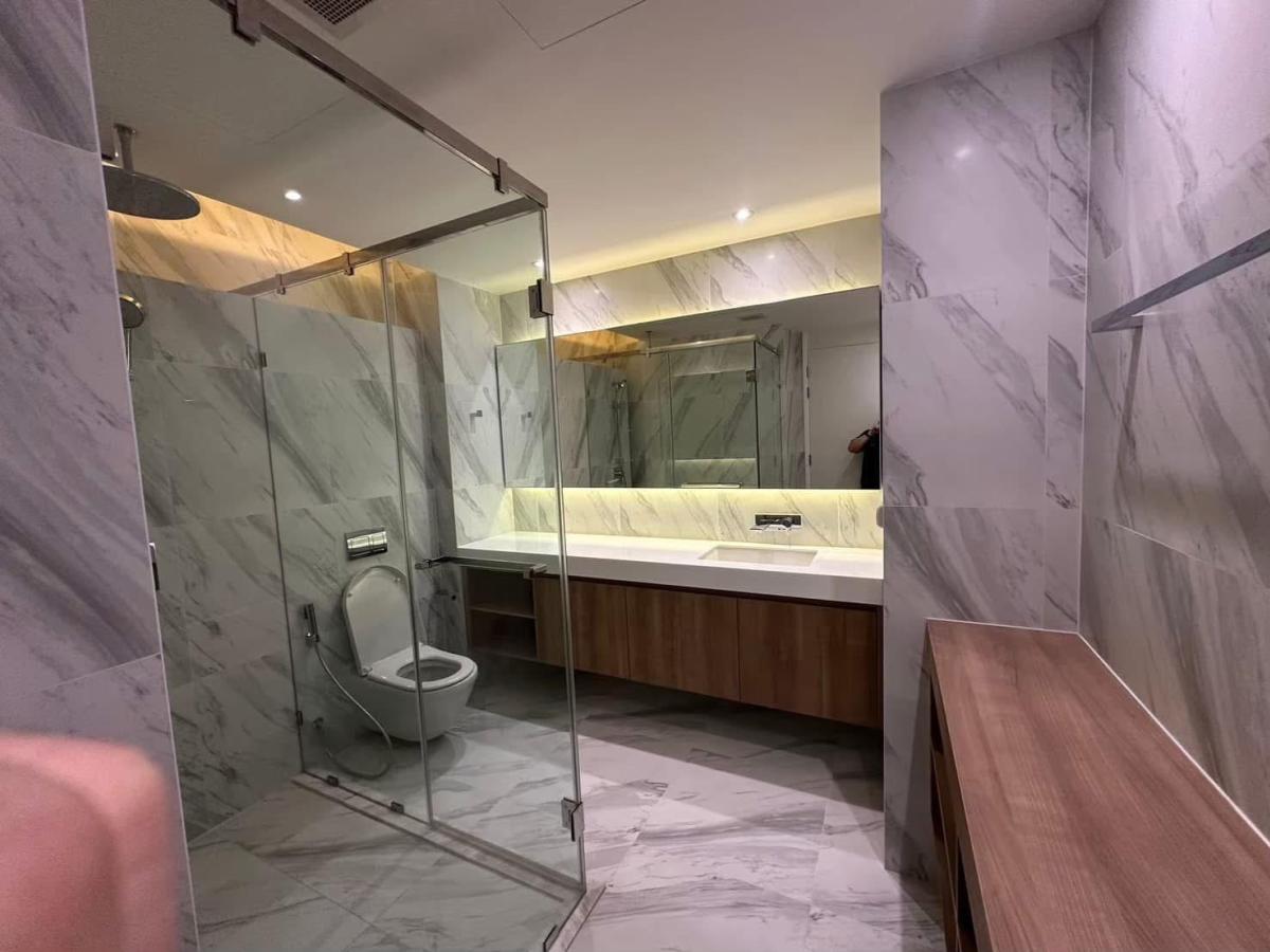 มิวนีค สุขุมวิท 23 [Muniq Sukhumvit 23]