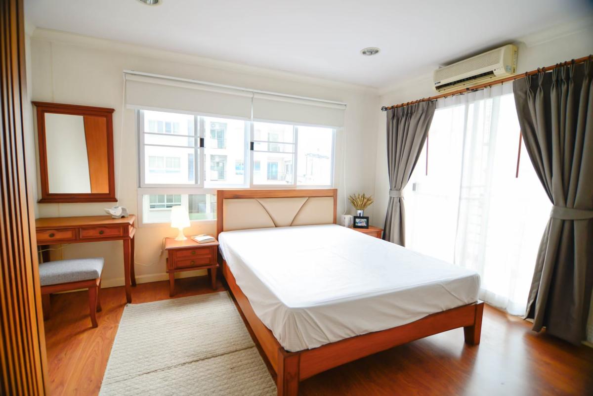 ลุมพินี สวีท สุขุมวิท 41 [Lumpini Suite Sukhumvit 41]