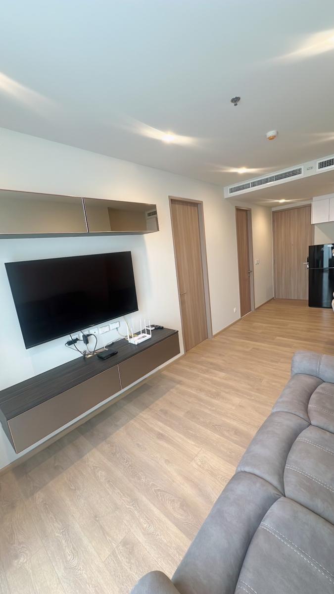 โนเบิล อราวน์ สุขุมวิท 33 [Noble Around Sukhumvit 33]