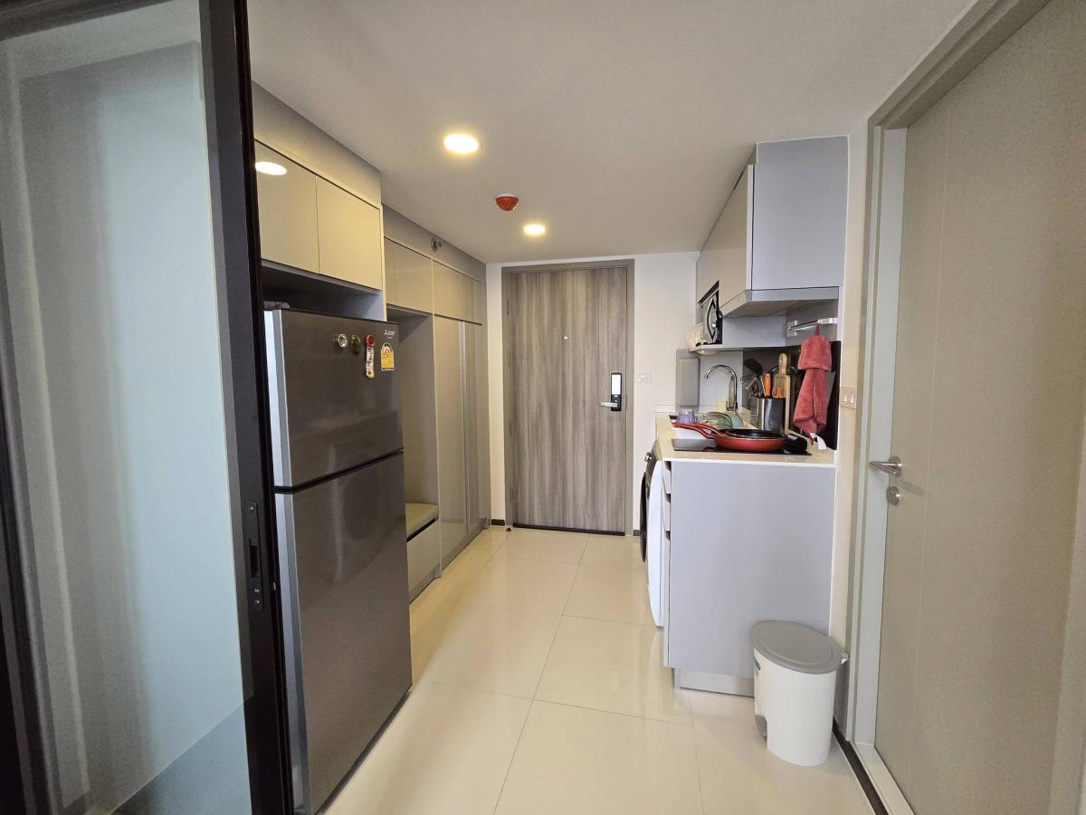 ไนท์บริดจ์ สเปซ รัชโยธิน [KnightsBridge Space Ratchayothin]