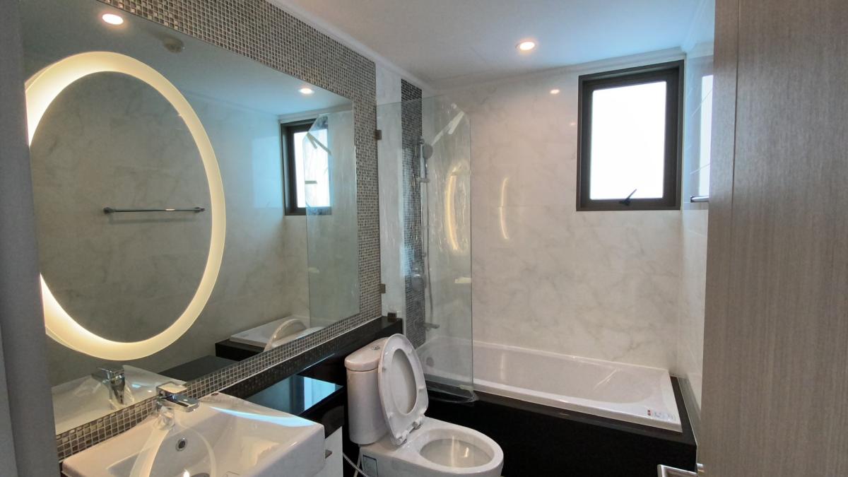 ศุภาลัย โอเรียนทัล สุขุมวิท 39 [Supalai Oriental Sukhumvit 39]