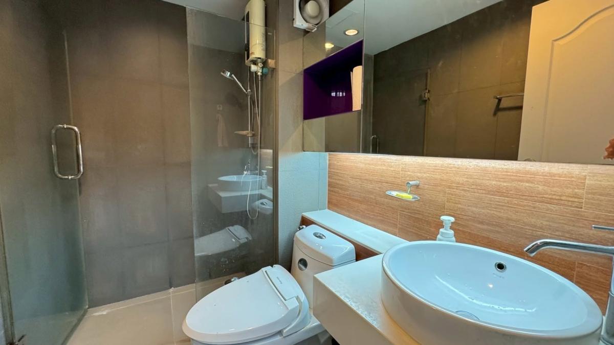 ชาโตว์ อินทาวน์ พหลโยธิน 11 [Chateau In Town Phaholyothin 11]