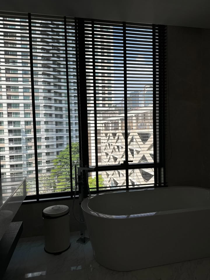 สินธร เรสซิเดนซ์ []Sindhorn Residence]