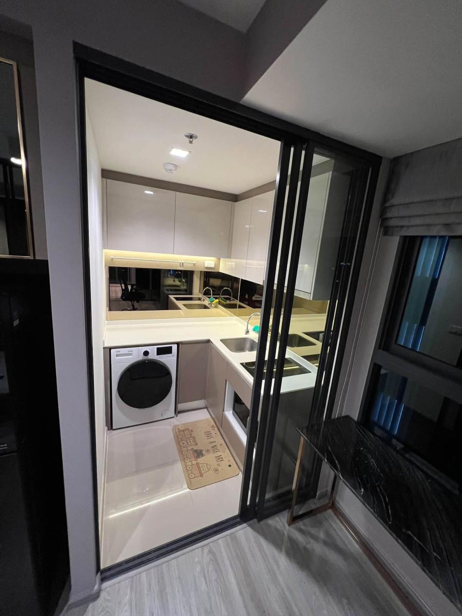 ไอดีโอ สาทร-วงเวียนใหญ่ [Ideo Sathorn-Wongwian Yai]
