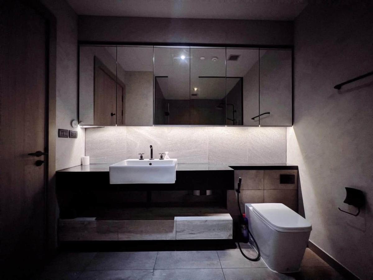 เดอะ ลอฟท์ อโศก [The Lofts Asoke]
