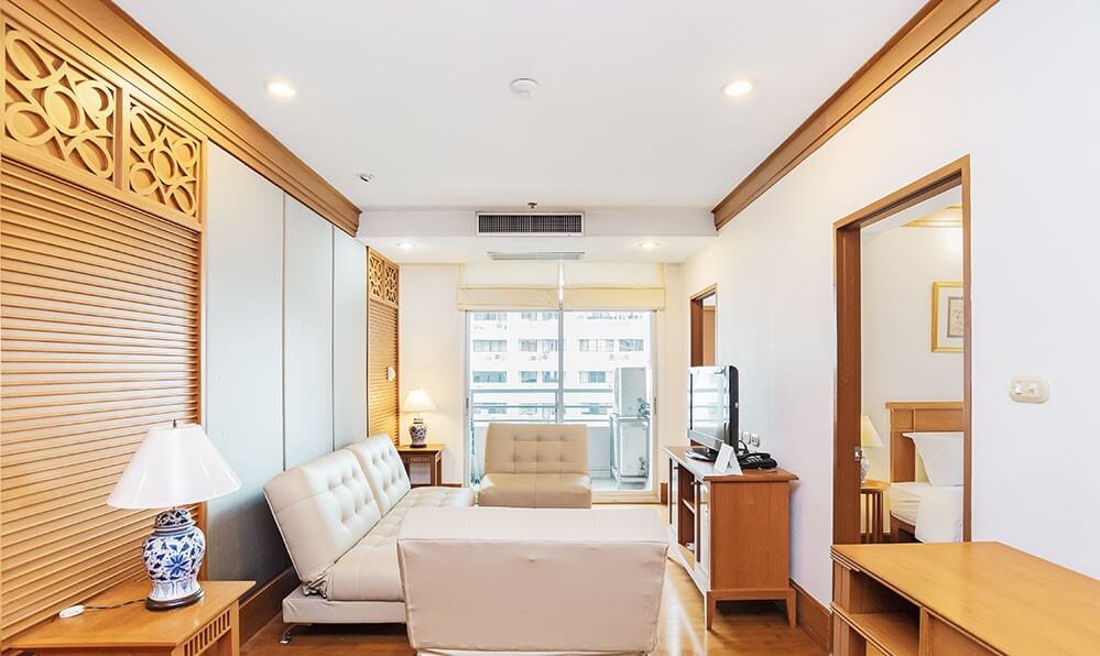 แกรนด์ หลังสวน [Grand Langsuan]